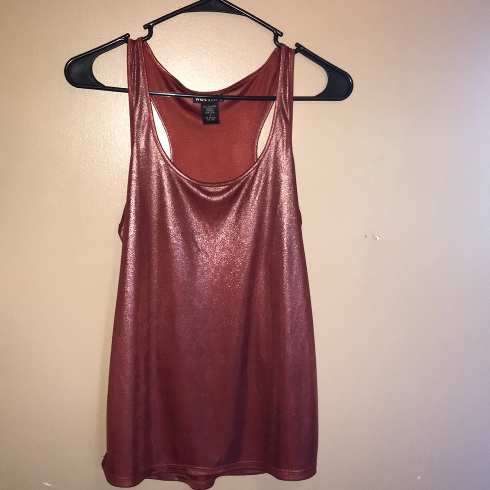 Wet seal tank top